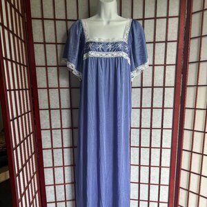 Sears 1950’s Long Nightgown Blue and Off White Lace Accents Size Large